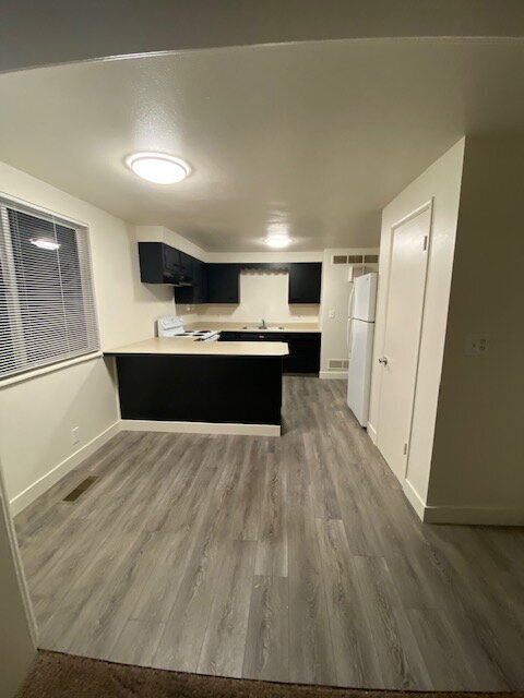 Building Photo - Stunning 3 Bedroom House near Hill Air Force Base!