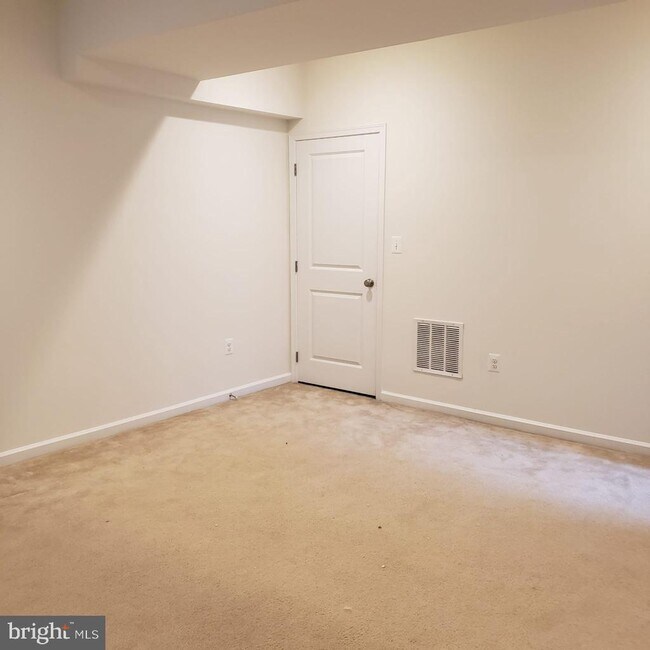 Building Photo - 23409 Berkeley Meadows Dr