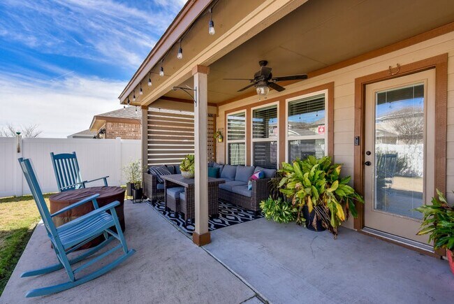 Building Photo - 808 Bryce Canyon Dr