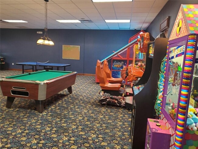 Building Photo - 8965 Cat Palm Rd