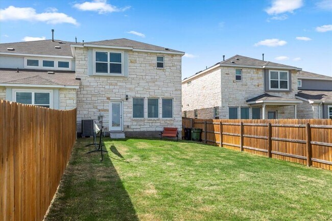 Building Photo - 1530 McKinney Dr