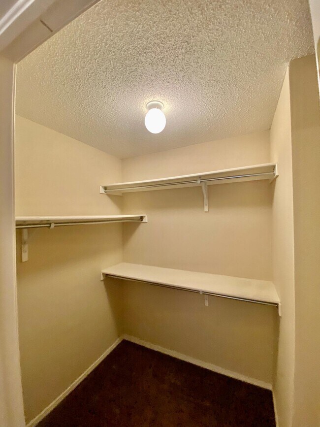 Building Photo - 14214 Lasso Rock Dr