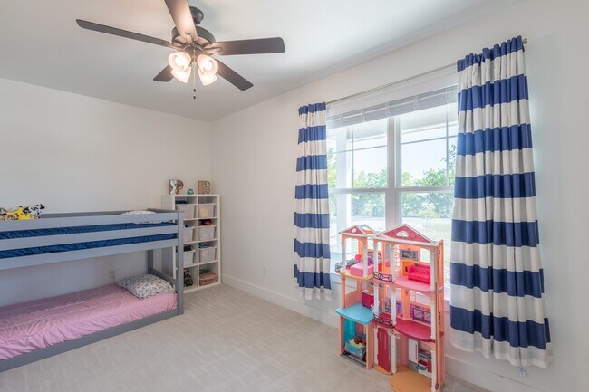 Building Photo - 4324 Cedar Creek Rd