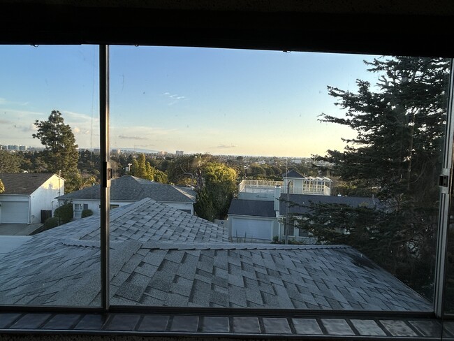 View from kitchen - 1621 Bryn Mawr Ave