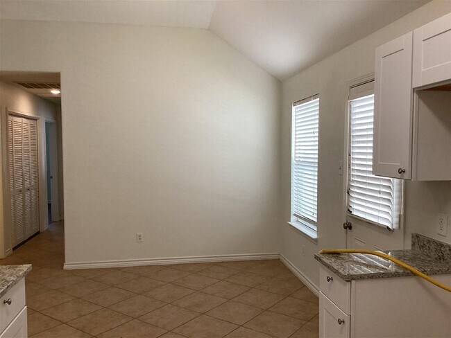 Building Photo - 12547 Ashford River