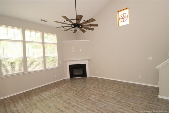 Building Photo - 805 Meeting Hall Dr