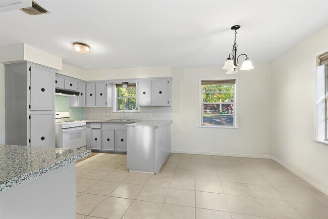 Building Photo - 5422 Styling Dr