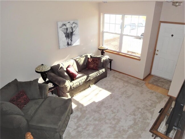 Building Photo - 9204 Holly Ln N