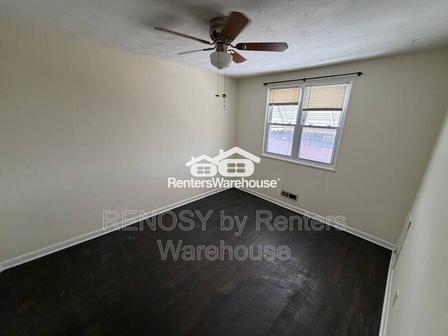 Building Photo - 1614 S Ellamont St