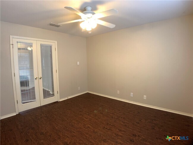 Building Photo - 2614 Dove Crossing Dr