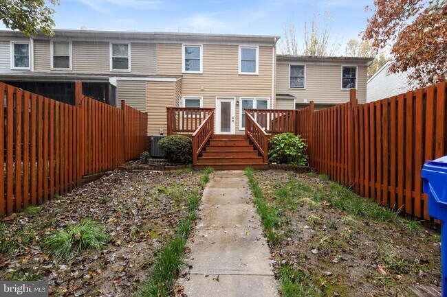 Building Photo - 3935 Wintergreen Pl