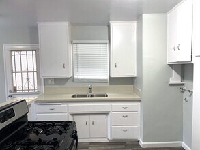 Building Photo - NW2013 (NEW)