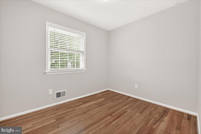 Building Photo - 11905 Hunters Ln