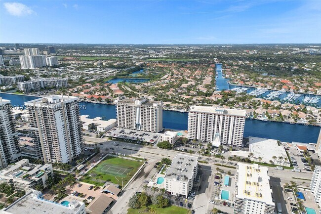 Building Photo - 1600 S Ocean Dr
