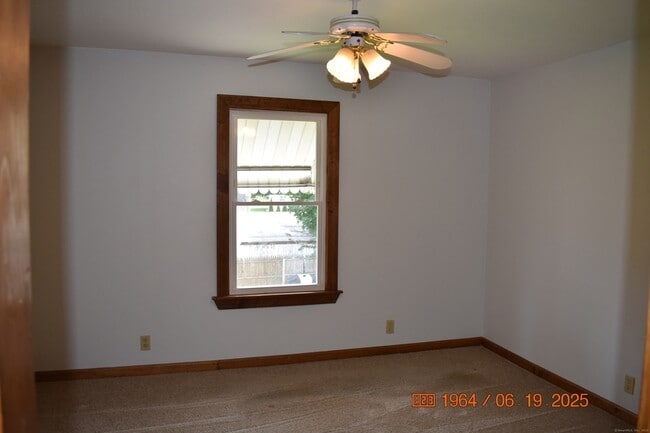 Building Photo - 39 Highland Ave