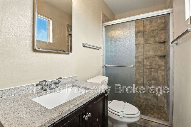 Building Photo - 111 N Flint Cir