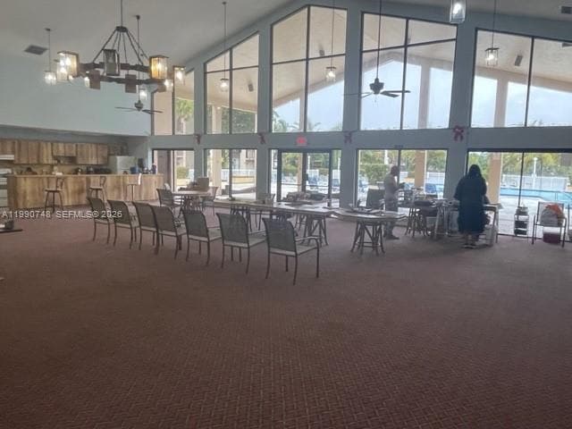 Building Photo - 14421 N Kendall Dr