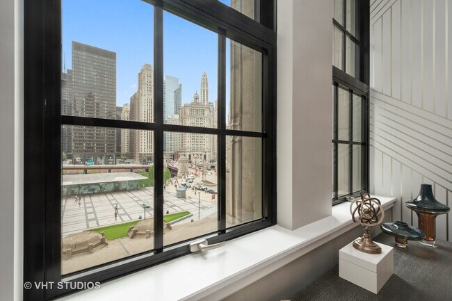 Building Photo - 435 N Michigan Ave