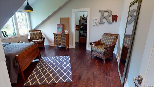 Building Photo - 8861 Shellman Dr