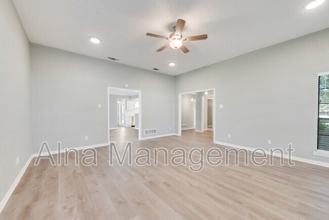 Building Photo - 358 Cardinal Creek Dr