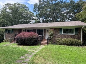 Building Photo - 107 Strode Cir