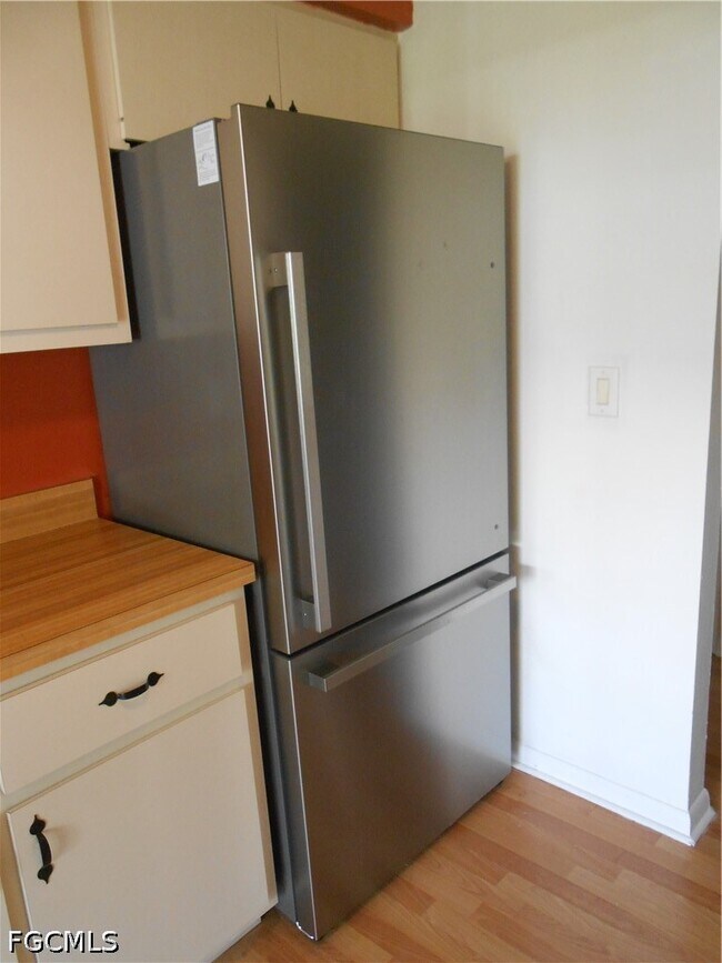 Building Photo - 52 Heath Aster Ln