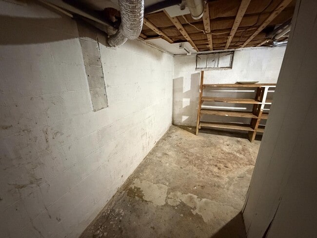 Building Photo - 970 Burdette Addition Rd