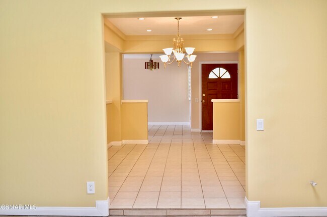 Building Photo - 26033 Adamor Rd