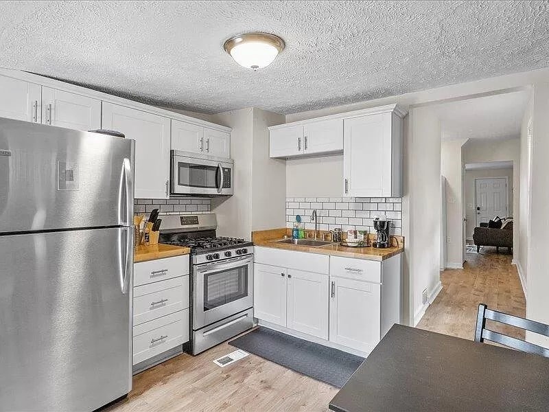 Building Photo - 1210 Arch St