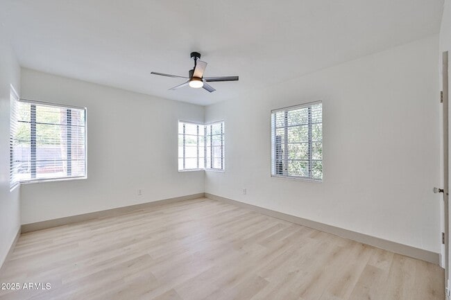 Building Photo - 63 W Windsor Ave