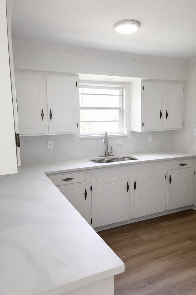 Building Photo - 3 Bedroom House in New Iberia