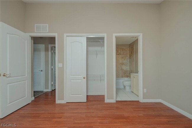 Building Photo - 8599 Athena Ct