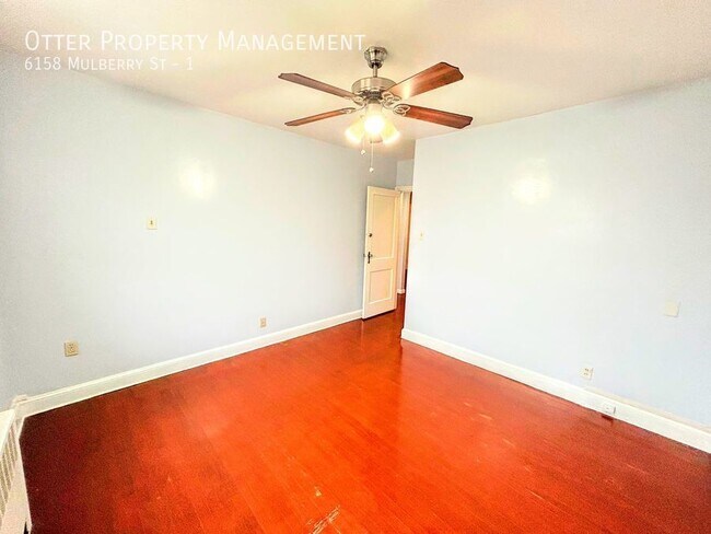 Building Photo - 6158 Mulberry St