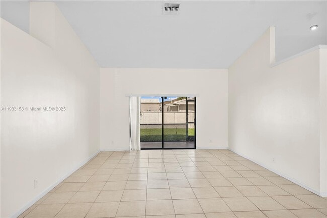 Building Photo - 9601 Dunhill Dr