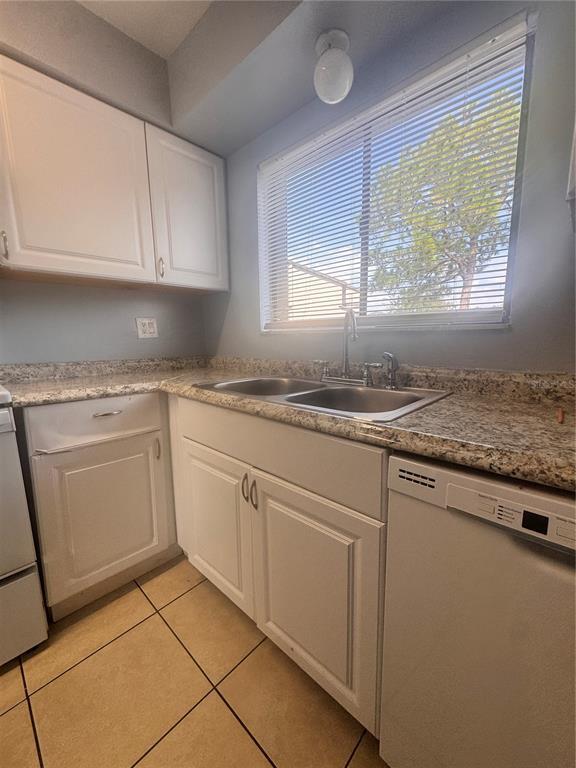 Building Photo - 205 Eden Ln