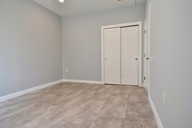 Building Photo - 82-84 E 31ST St