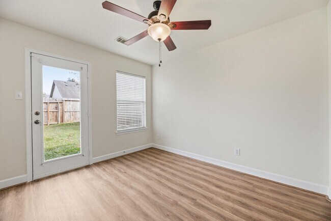 Building Photo - 18110 Jills Way Ln