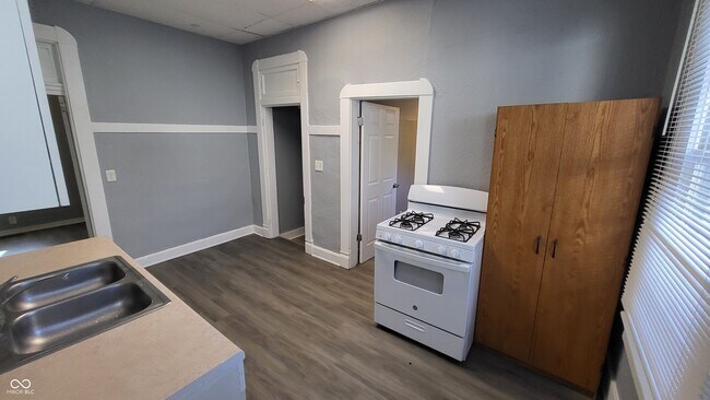 Building Photo - 1122 S Dearborn St