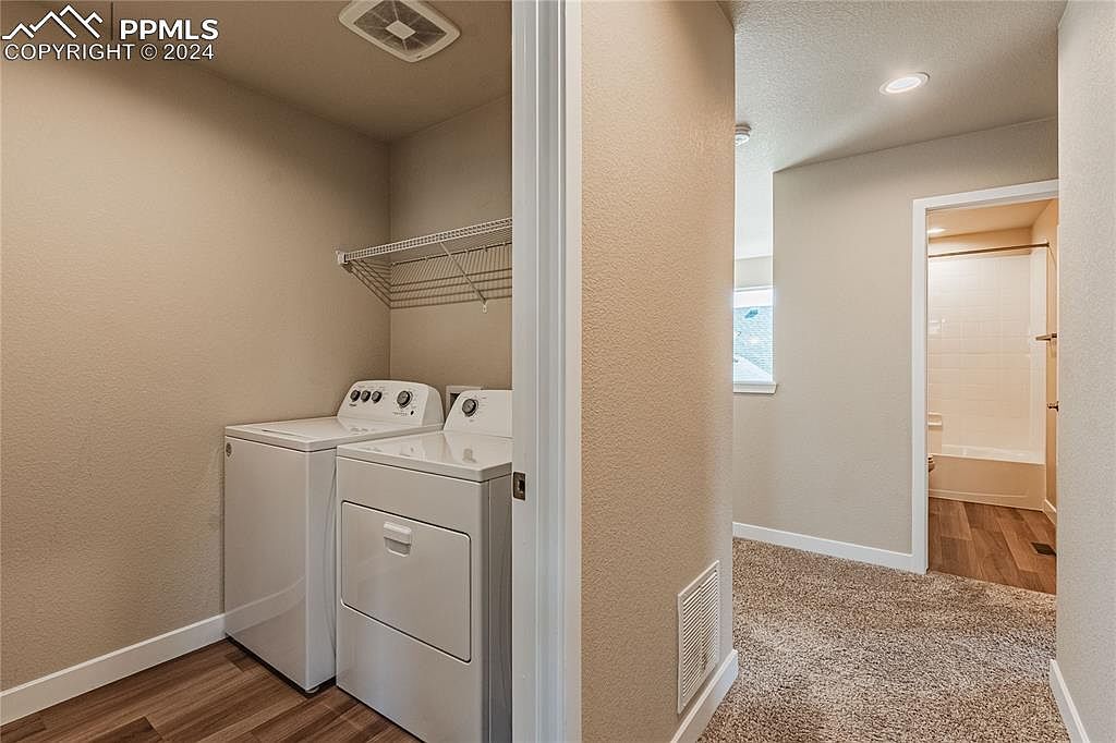 Building Photo - 4028 Ryedale Way