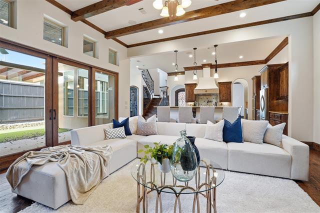 Building Photo - 3725 W 5th St