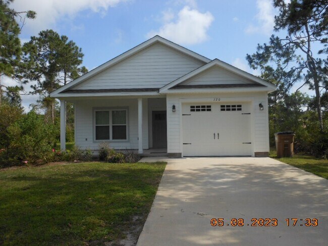 Building Photo - 120 Crane Dr