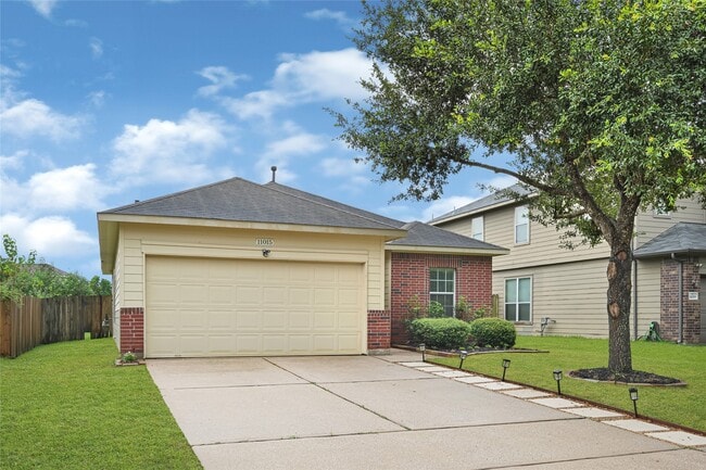 Building Photo - 11015 Harston Dr