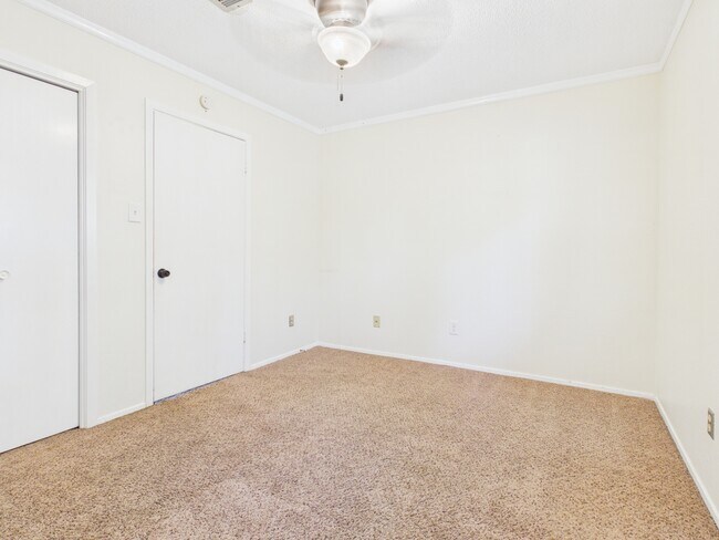 Building Photo - 4345 Carter Creek Pkwy