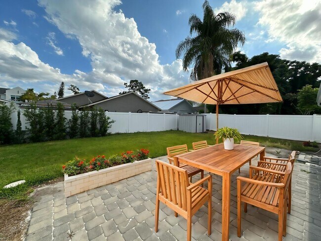 Building Photo - Winter Park Gem! Lovely Single Family Home...