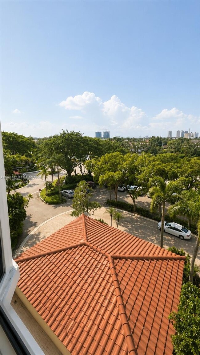 Building Photo - 3640 Yacht Club Dr