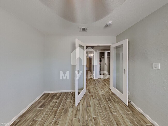 Building Photo - 3 br, 2 bath House - 421 Daffodil Dr