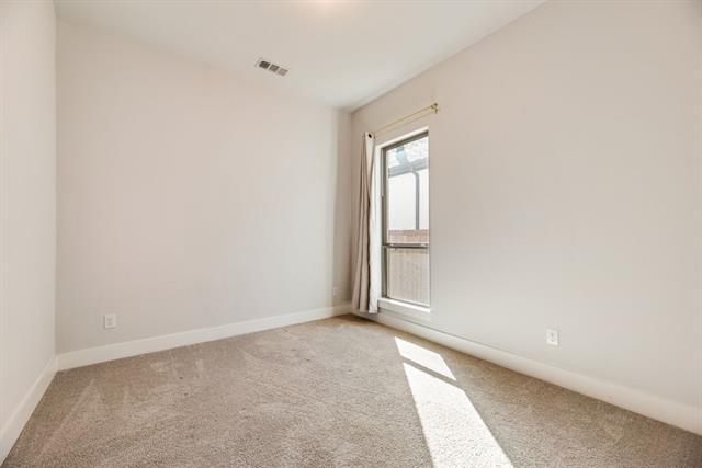 Building Photo - 3902 Braxton Dr