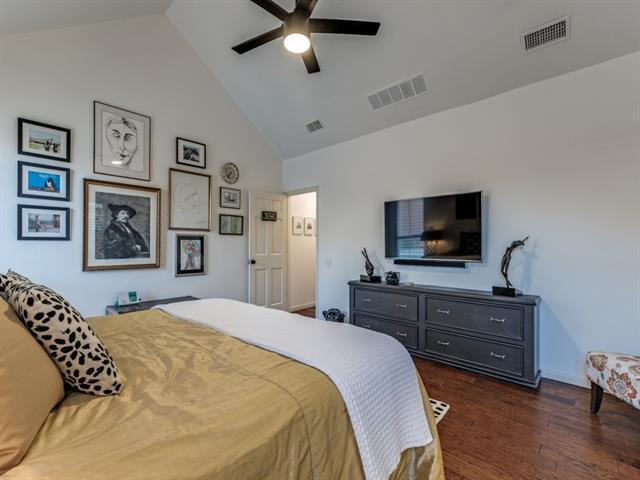 Building Photo - 4597 Hallmark Dr