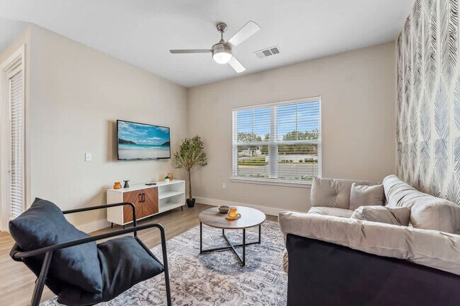 Building Photo - 12630 Dream Fls Cir