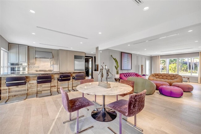 Building Photo - 750 Harrison St